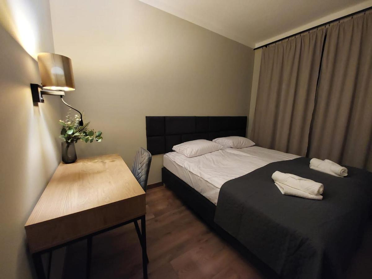 Spacious Two-Bedroom Apartment In The City Center Krakkó Kültér fotó